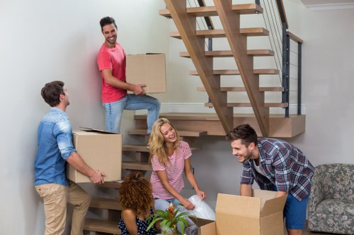 Urgent same day removals in Fulham for local home moving