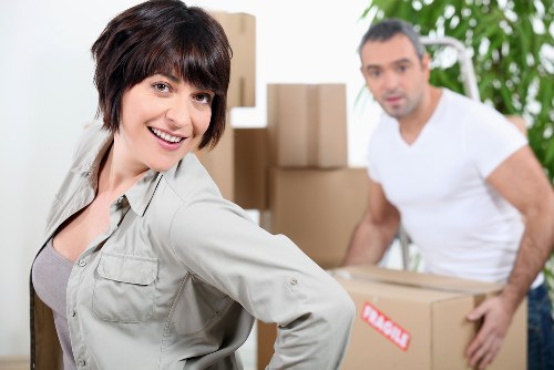 Removal van and packing support for Fulham house moves